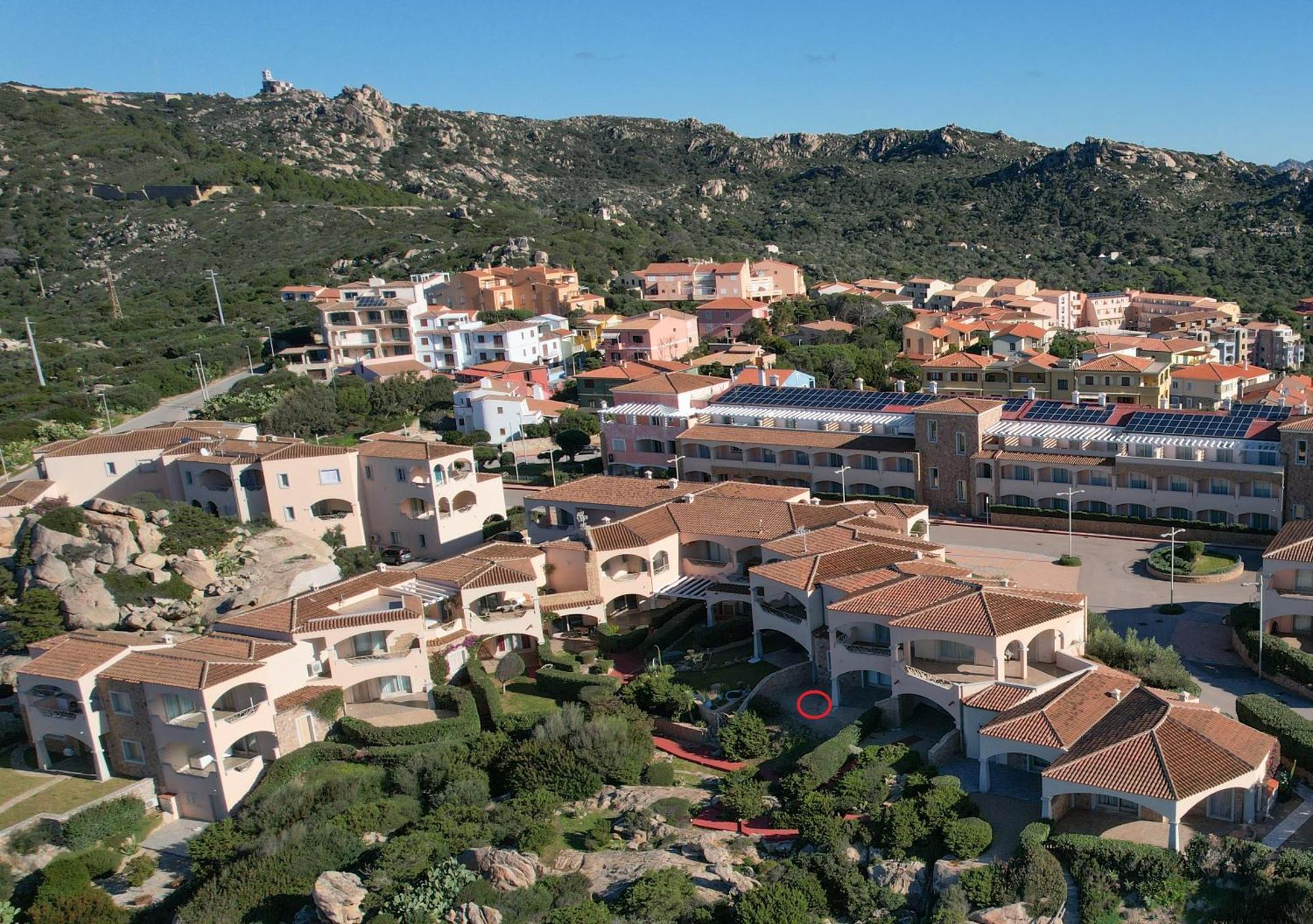 A Punta Tegge Il Mare La Spiaggia Il Tramonto La Maddalena  Zewnętrze zdjęcie