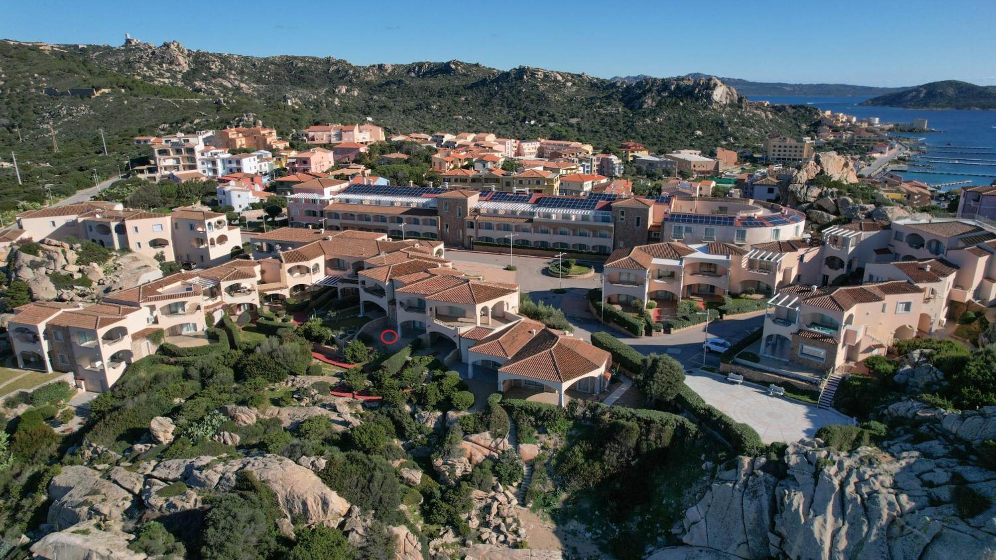 A Punta Tegge Il Mare La Spiaggia Il Tramonto La Maddalena  Zewnętrze zdjęcie
